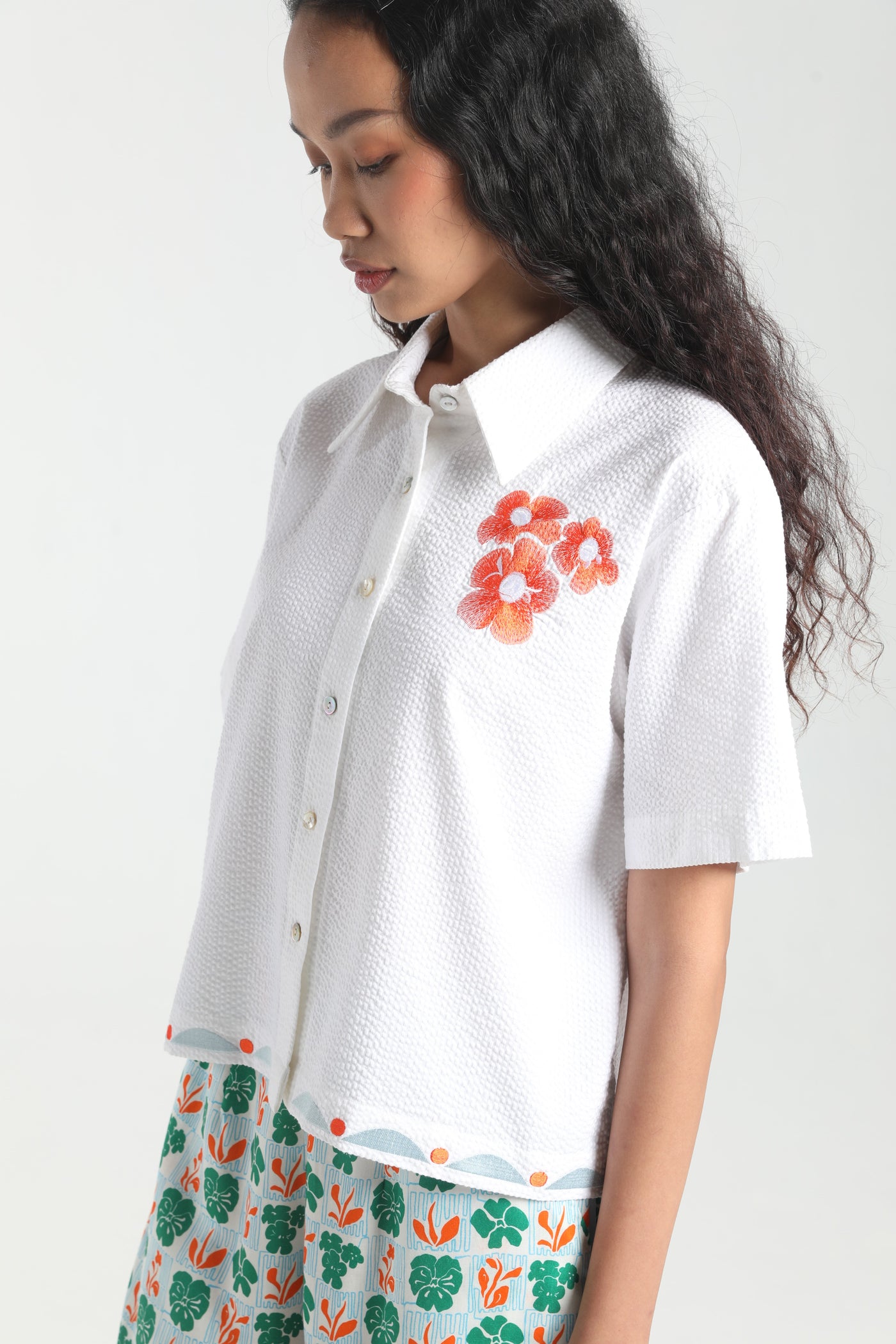 BAHIA CROP SHIRT WHITE/HOMEGROWN-SS25